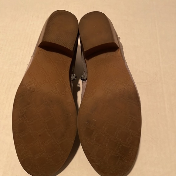 Women’s Vionic Suede Bootie - Picture 11 of 14